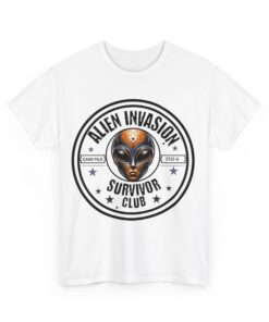 Unisex heavy cotton tee with the text 'Alien Invasion Survivor Club.